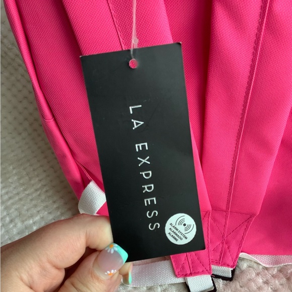 LA EXPRESS New Bright Pink Women's Backpack NWT - Picture 10 of 14